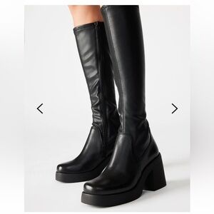 Steve Madden Black Knee-Height Platform Boot - Women's